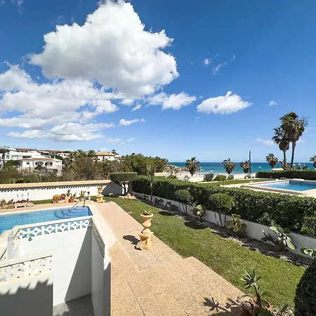 펜션 Beachfront Playa Flamenca